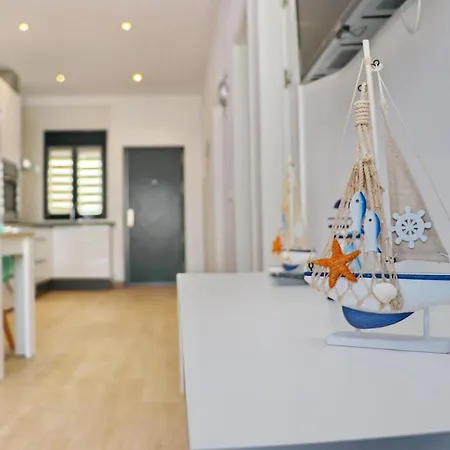 Casa Con Piscina De Agua Salada Iii 別荘 *