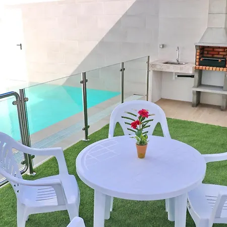 Casa Con Piscina De Agua Salada Iii 別荘